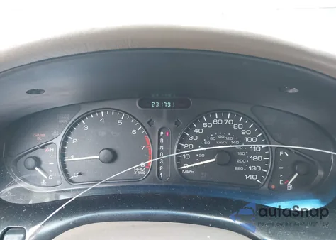 1999 Oldsmobile Intrigue Gl z USA, uszkodzony, nr VIN 1G3WS52H7XF339933